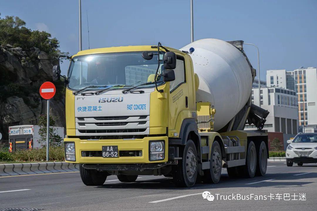 2025新澳门正版免费资本车,2025新澳门正版免费资本车，未来交通的革新与机遇