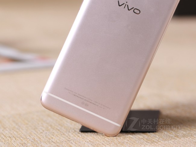vivox7手机套壳最新款,Vivox7手机套壳最新款，时尚与功能的完美结合