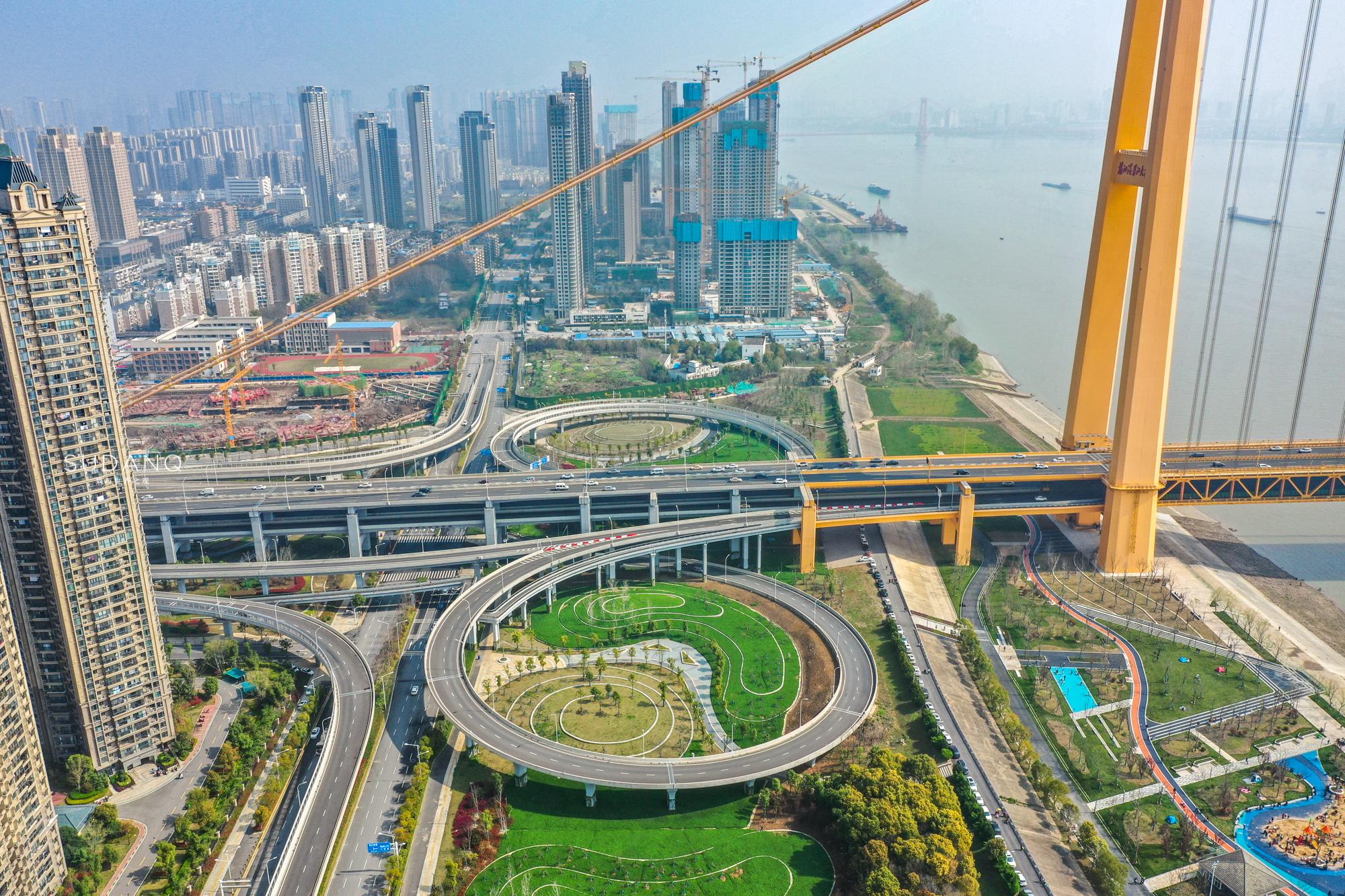 杨泗港长江大桥最新消息,杨泗港长江大桥最新消息，建设进展顺利，未来通行能力展望
