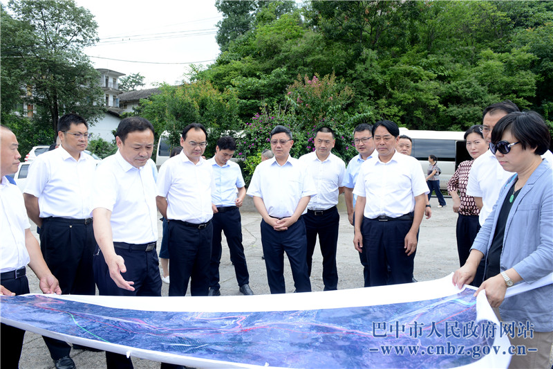 巴中市何长林最新消息,巴中市何长林的最新消息