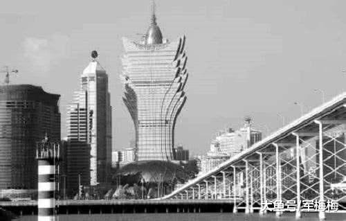 2025年新澳门正版资料,探索澳门未来，2025年新澳门正版资料的深度解读