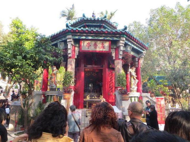 港澳黄大仙手机论坛,黄大仙资料,港澳黄大仙手机论坛，解读黄大仙资料